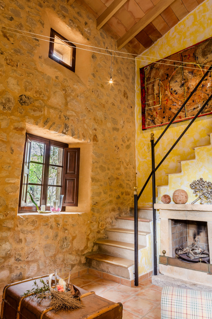 Finca Can Duvai_Suite_Apartmen_Sonnenhaus_Wohnecke2.webp