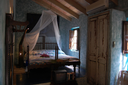Mondhaus Bett.webp